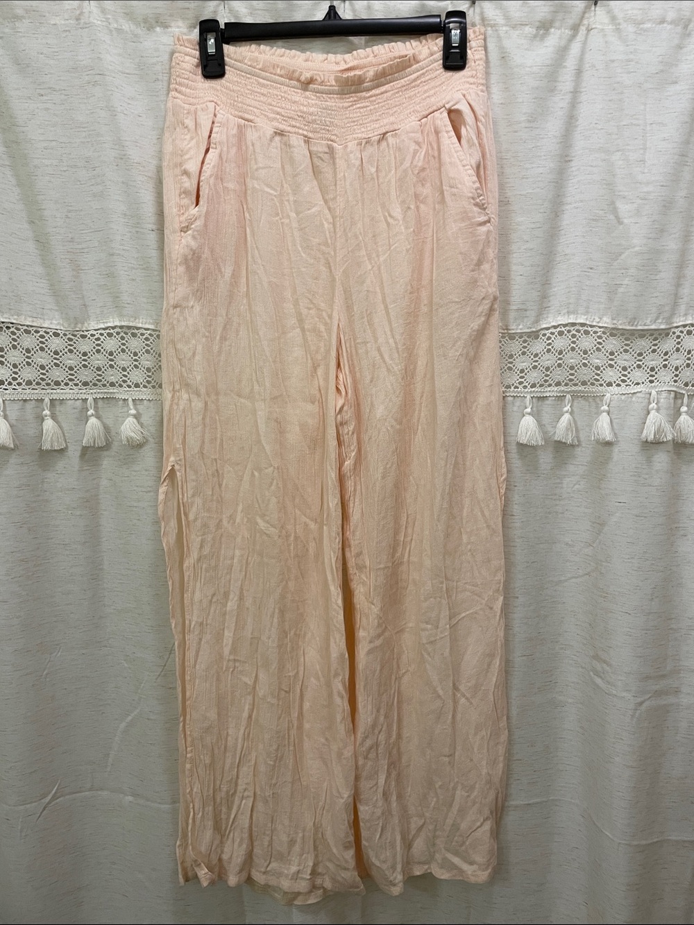 Aerie  High Waisted Pant with slit sides - Picture 2 of 5